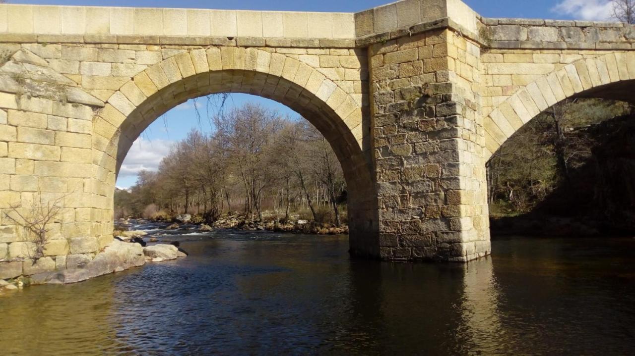 La Aliseda de Tormes Casa Rural Del Chopo מראה חיצוני תמונה
