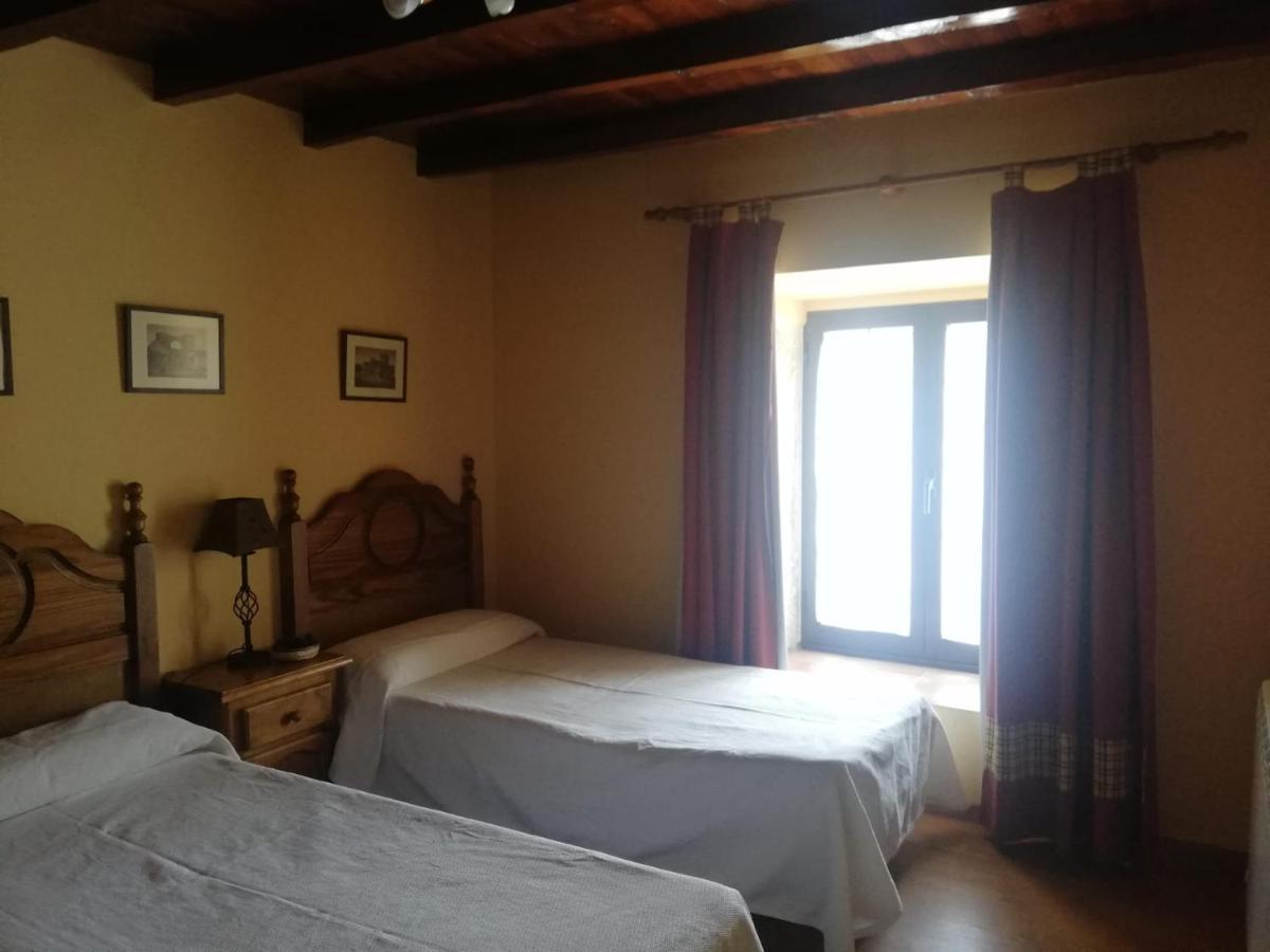 La Aliseda de Tormes Casa Rural Del Chopo מראה חיצוני תמונה