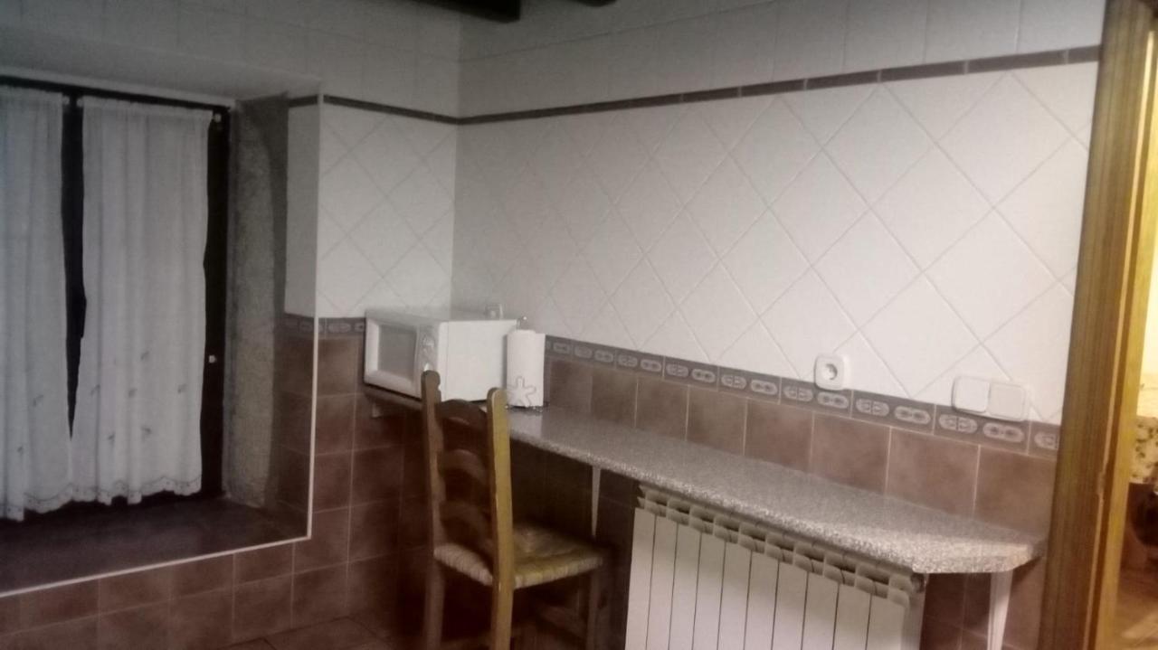 La Aliseda de Tormes Casa Rural Del Chopo מראה חיצוני תמונה